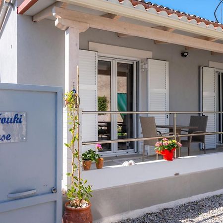 Fouki Apartments Ipsos Beach Ngoại thất bức ảnh