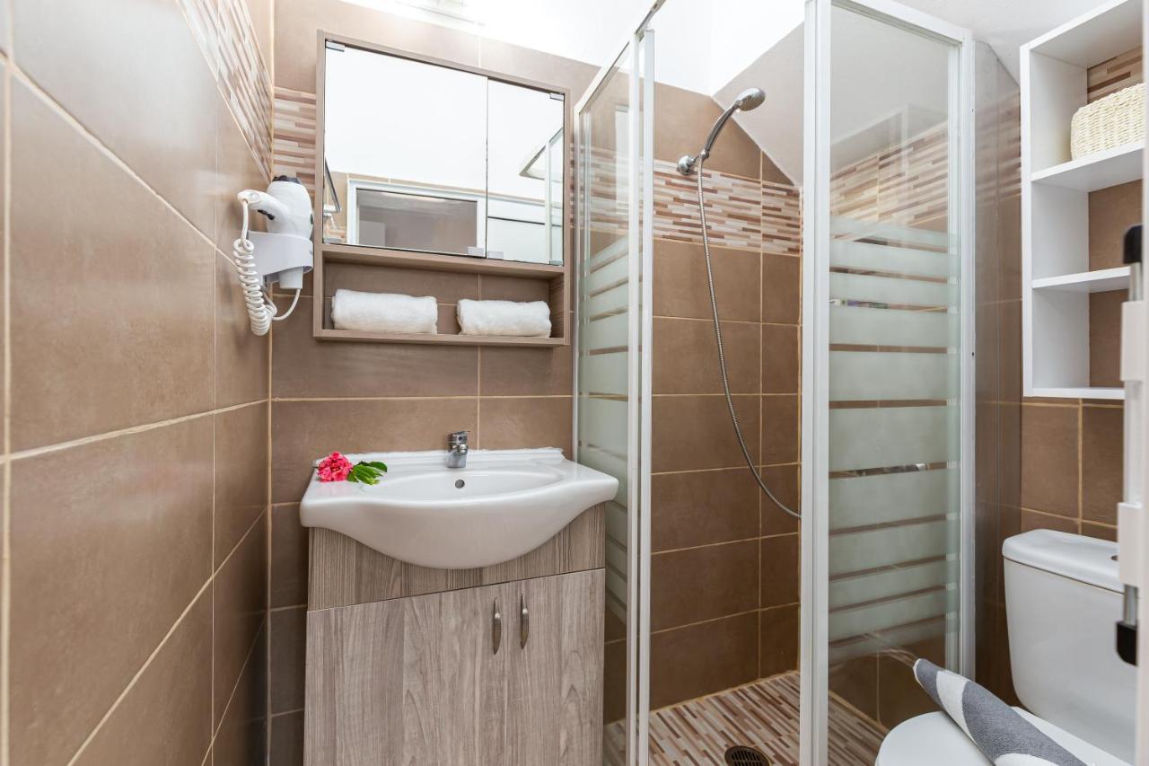 Fouki Apartments Ipsos Beach Ngoại thất bức ảnh