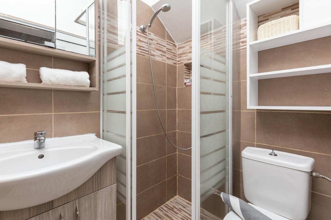 Fouki Apartments Ipsos Beach Ngoại thất bức ảnh